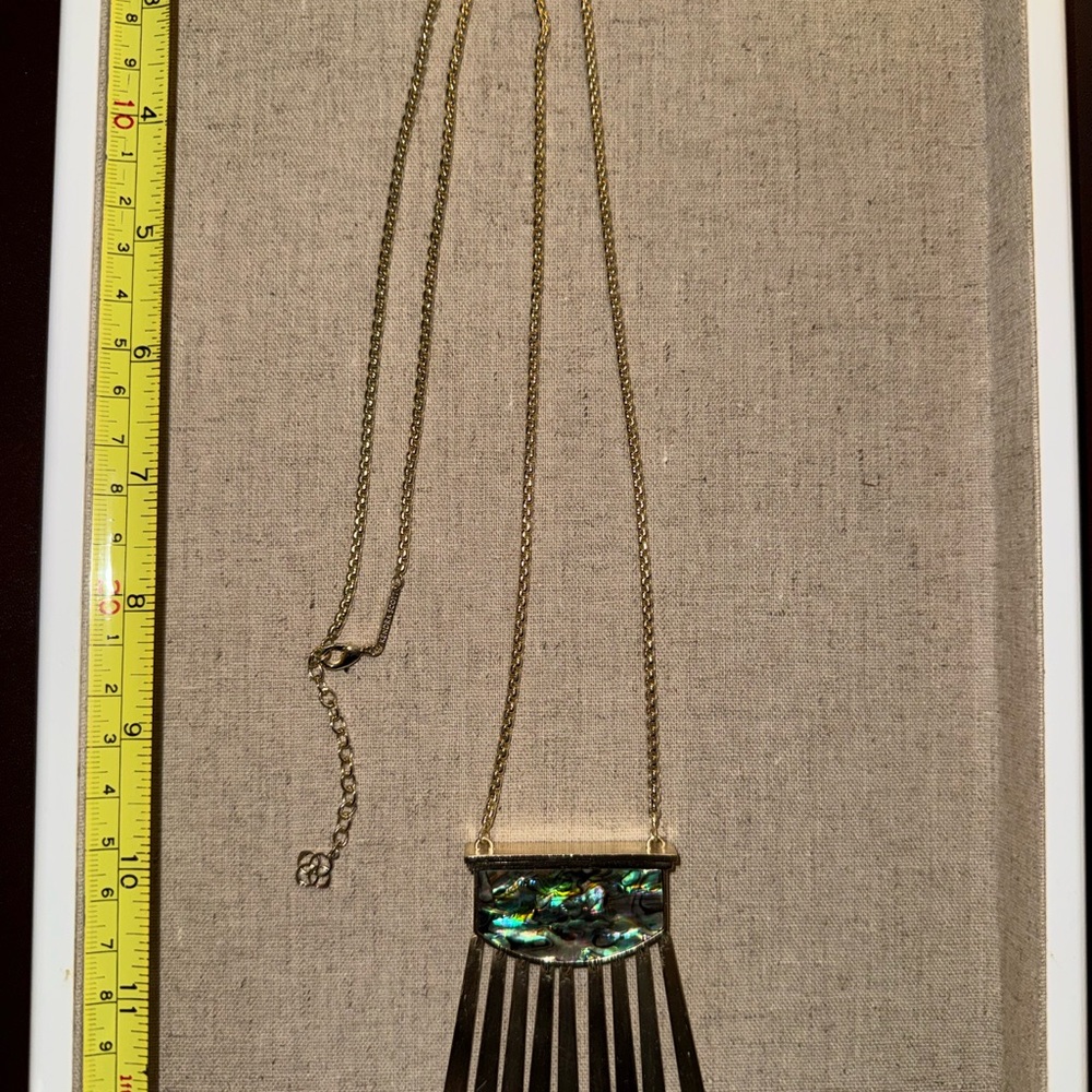 RETIRED Kendra Scott, Necklace, Abalone Pendant, w/ Gold Pendant Drops